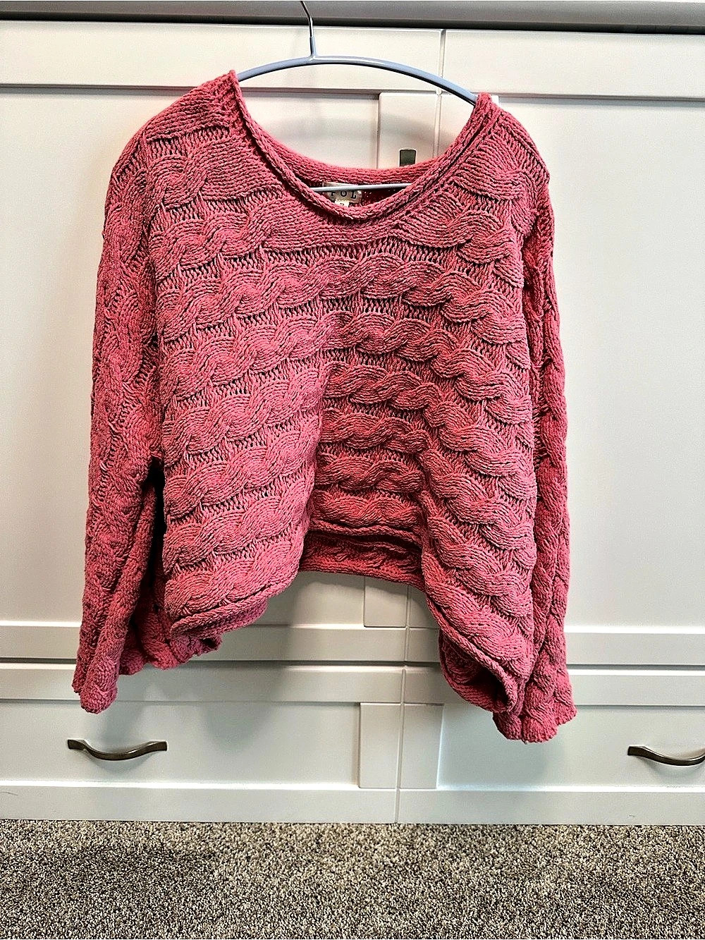 POL Textured Cropped Sweater in Pink Size Small